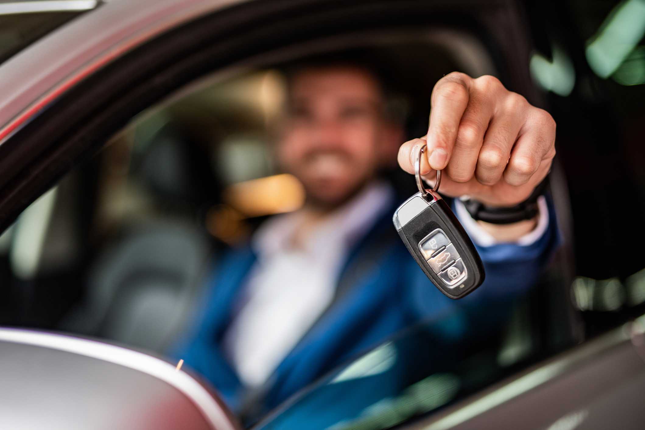 Financiar carro em leilão: confira neste post se é possível!