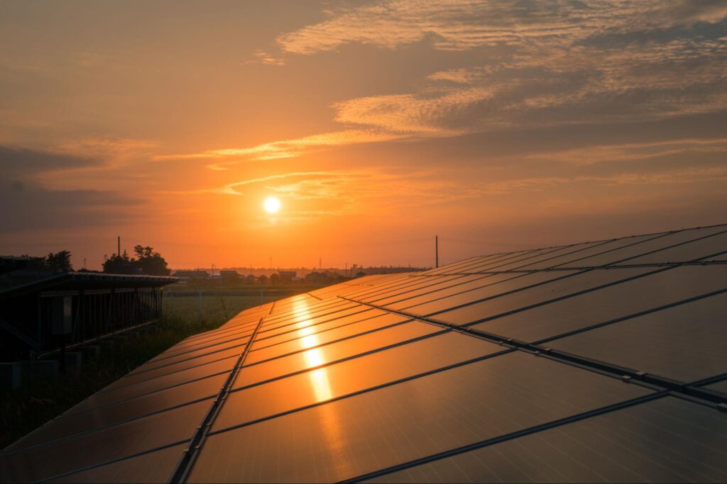 Benefícios de leilões de placas solares