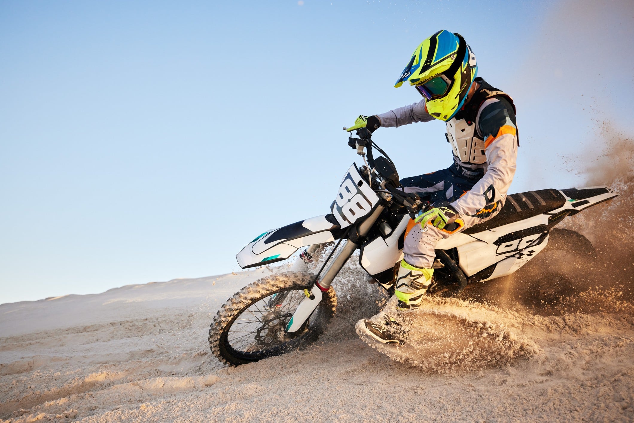 Confira os modelos de motos esportivas mais vendidas no Brasil